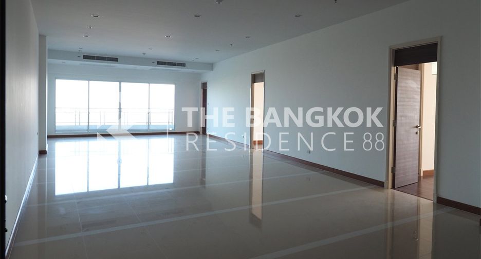 Wohnung zur Miete mit 4 Zimmer in Yan Nawa, Bangkok