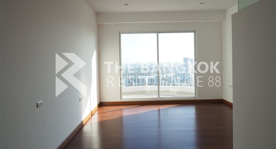 Wohnung zur Miete mit 4 Zimmer in Yan Nawa, Bangkok