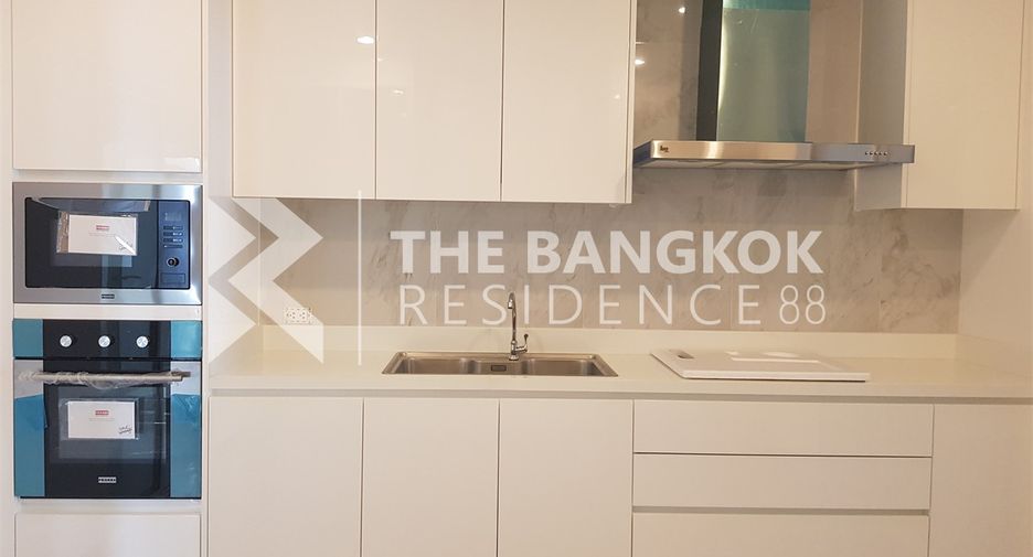 Wohnung zur Miete mit 4 Zimmer in Yan Nawa, Bangkok