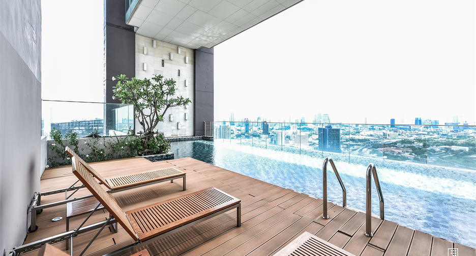For rent 2 ベッドルーム condo in Yan Nawa, Bangkok