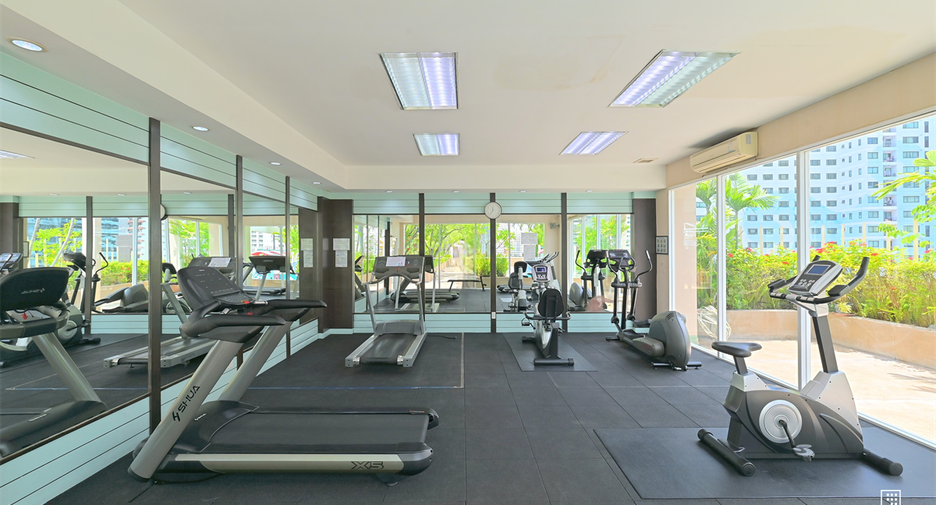 For rent 2 bedrooms condo in Watthana, Bangkok