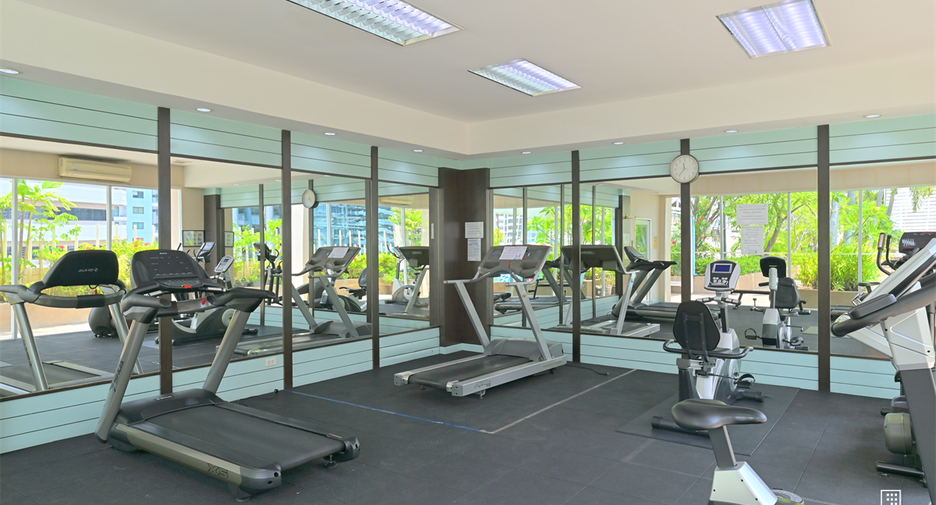 For rent 2 bedrooms condo in Watthana, Bangkok