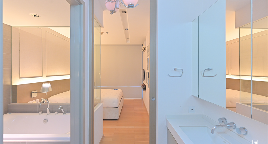 For rent 2 ベッドルーム condo in Khlong Toei, Bangkok