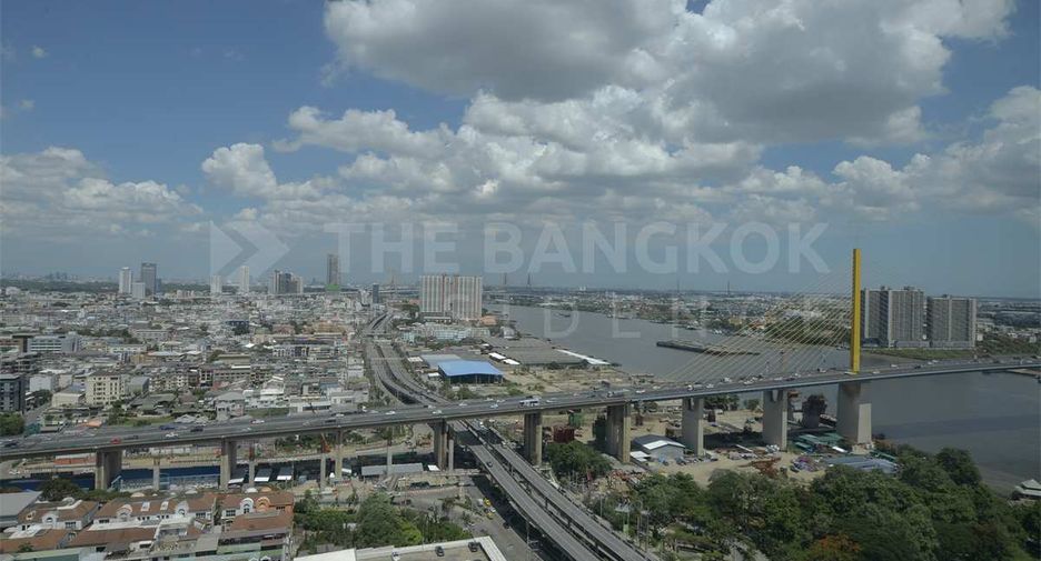 For rent 2 ベッドルーム condo in Yan Nawa, Bangkok