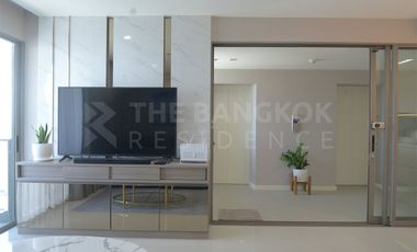 Condo en alquiler de 2 habitaciones en Yan Nawa, Bangkok