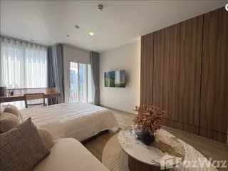 Wohnung zur Miete mit Studio in Khlong Toei, Bangkok