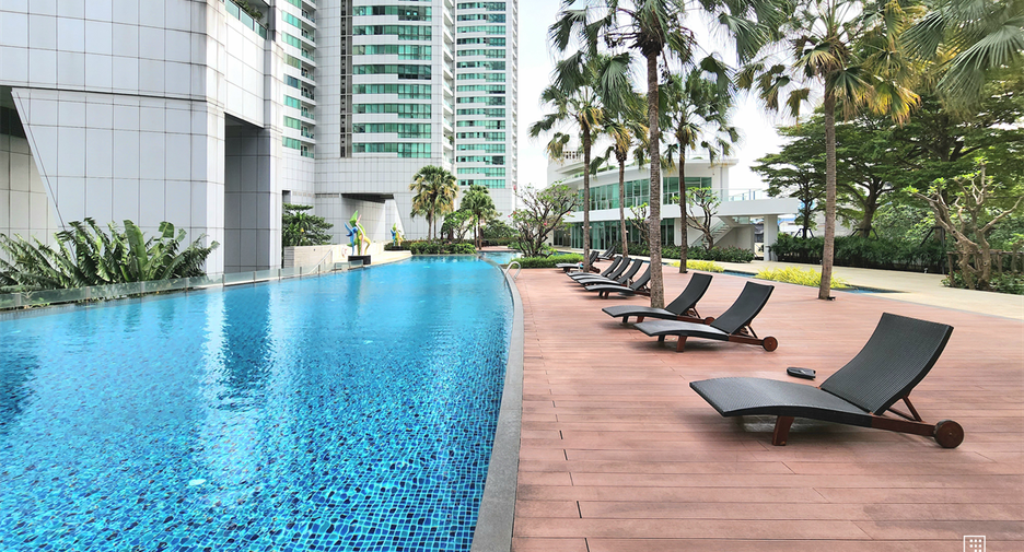 À louer 3 chambres condo à Khlong Toei, Bangkok