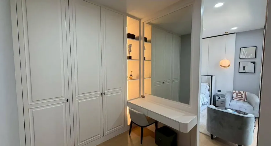For sale 4 bedrooms house in Lat Krabang, Bangkok