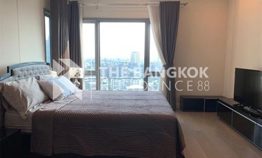 For rent 1 Beds condo in Khlong Toei, Bangkok
