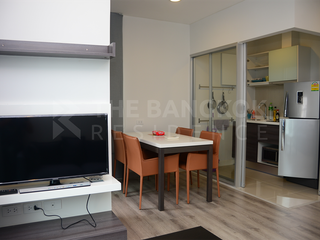 Condo en alquiler de 2 habitaciones en Sathon, Bangkok