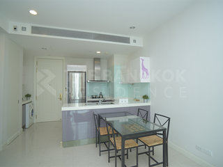 À louer 2 chambres condo à Pathum Wan, Bangkok