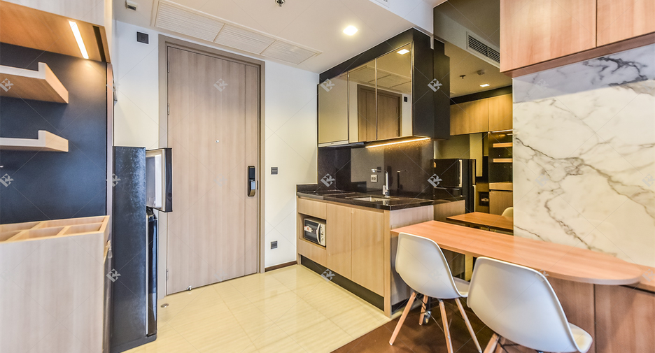 À vendre 1 chambre condo à Pathum Wan, Bangkok