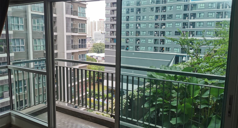 For sale 2 bedrooms condo in Huai Khwang, Bangkok