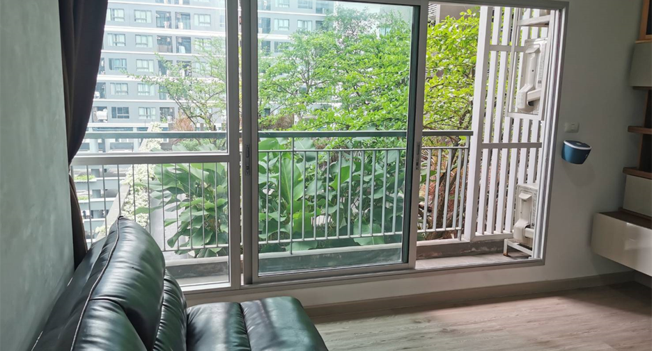For sale 2 bedrooms condo in Huai Khwang, Bangkok