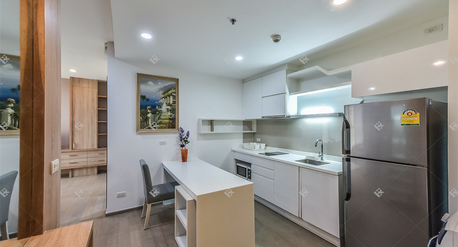 For sale 2 bedrooms condo in Pathum Wan, Bangkok