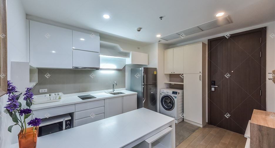 For sale 2 bedrooms condo in Pathum Wan, Bangkok