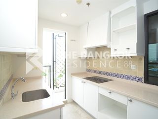 For sale 2 bedrooms condo in Phaya Thai, Bangkok