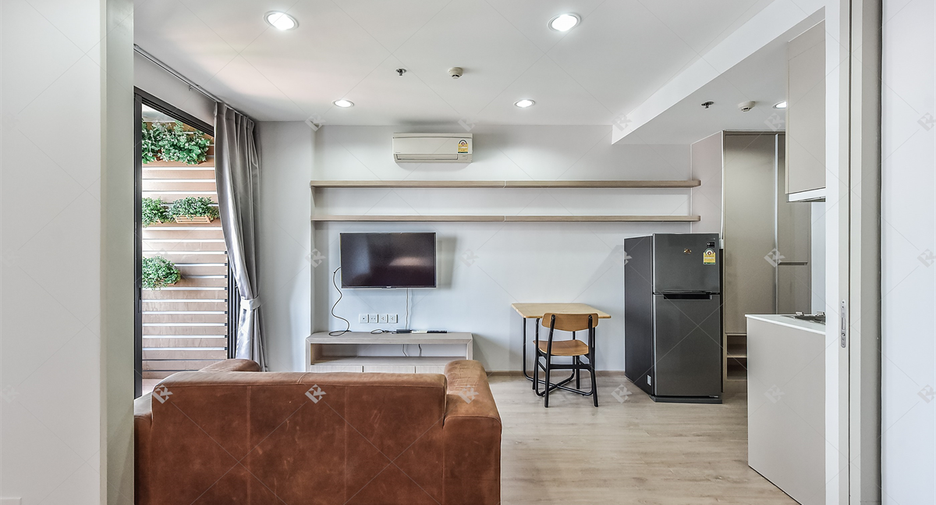 For sale 1 bed condo in Ratchathewi, Bangkok