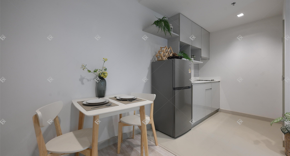 À vendre 1 chambre condo à Huai Khwang, Bangkok
