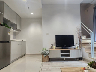 For sale 1 bed condo in Huai Khwang, Bangkok