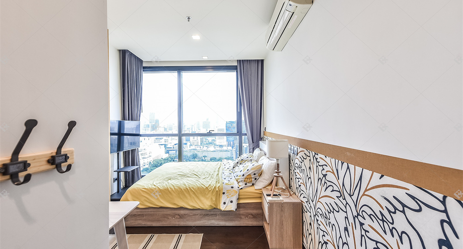 For sale 3 ベッドルーム condo in Pathum Wan, Bangkok