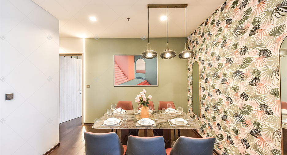 For sale 3 ベッドルーム condo in Pathum Wan, Bangkok