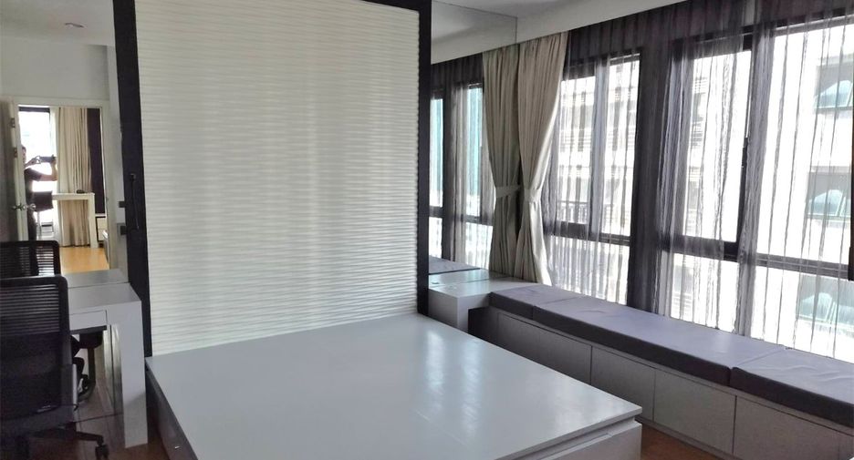 For sale 1 Beds condo in Phaya Thai, Bangkok