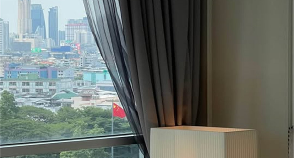 À vendre 2 chambres condo à Huai Khwang, Bangkok