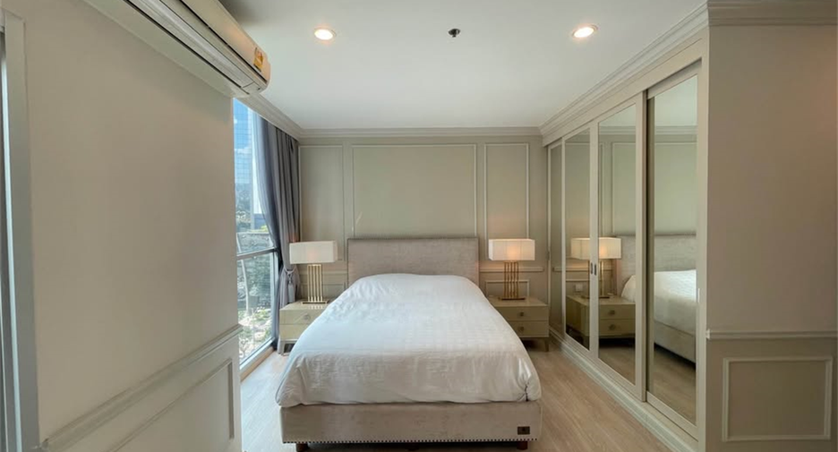À vendre 2 chambres condo à Huai Khwang, Bangkok