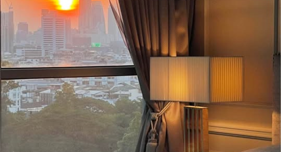 À vendre 2 chambres condo à Huai Khwang, Bangkok