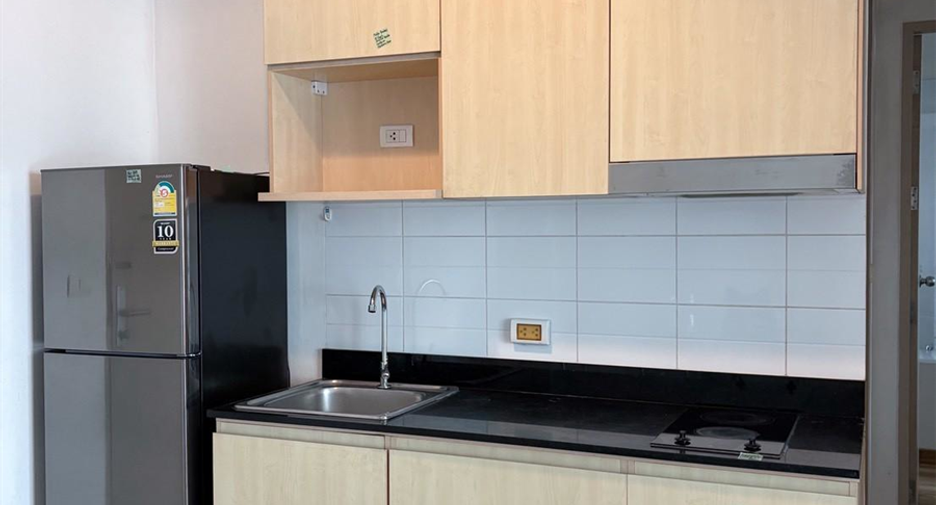 Condo en venta de 2 habitaciones en Huai Khwang, Bangkok