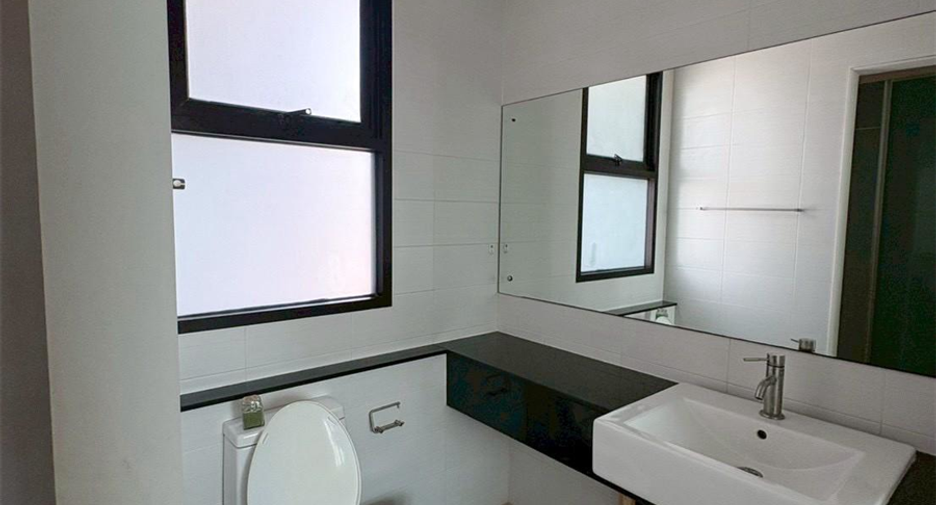 Condo en venta de 2 habitaciones en Huai Khwang, Bangkok