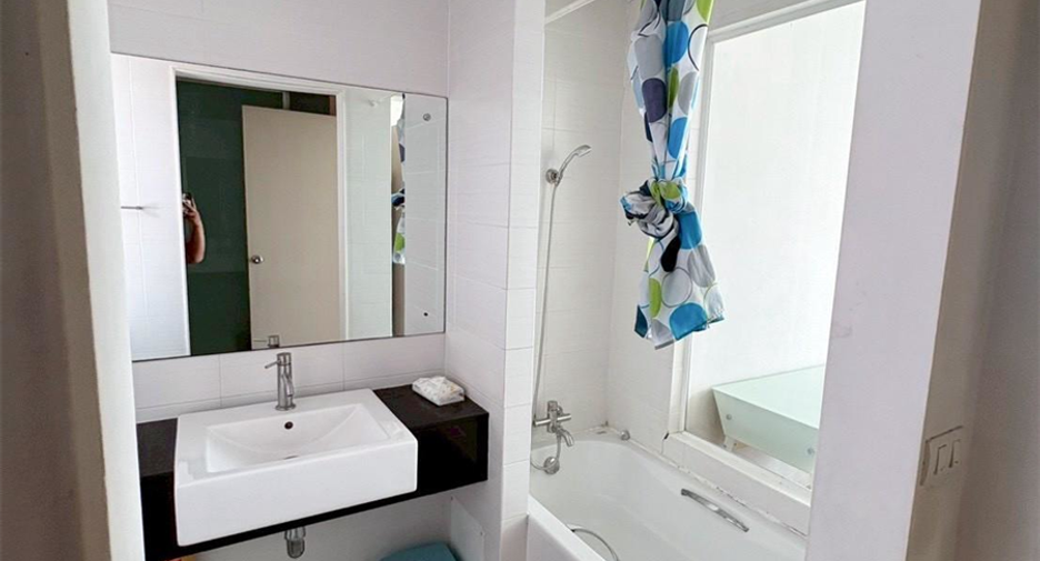 Condo en venta de 2 habitaciones en Huai Khwang, Bangkok