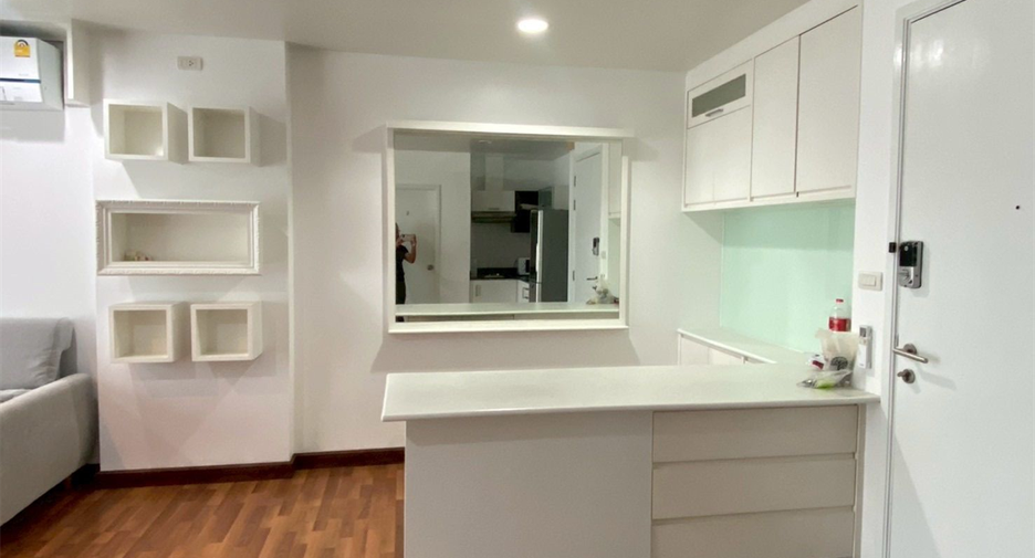 For sale 1 bed condo in Phaya Thai, Bangkok