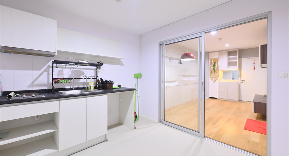 Condo en venta de 2 habitaciones en Huai Khwang, Bangkok