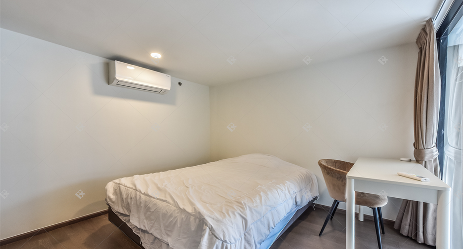 À vendre 2 chambres condo à Bang Rak, Bangkok
