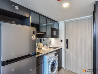 For sale 2 bedrooms condo in Bang Rak, Bangkok