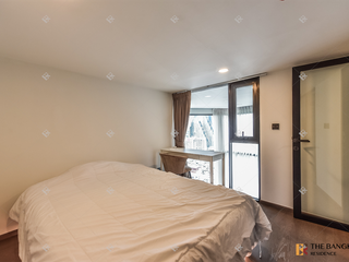 For sale 2 bedrooms condo in Bang Rak, Bangkok