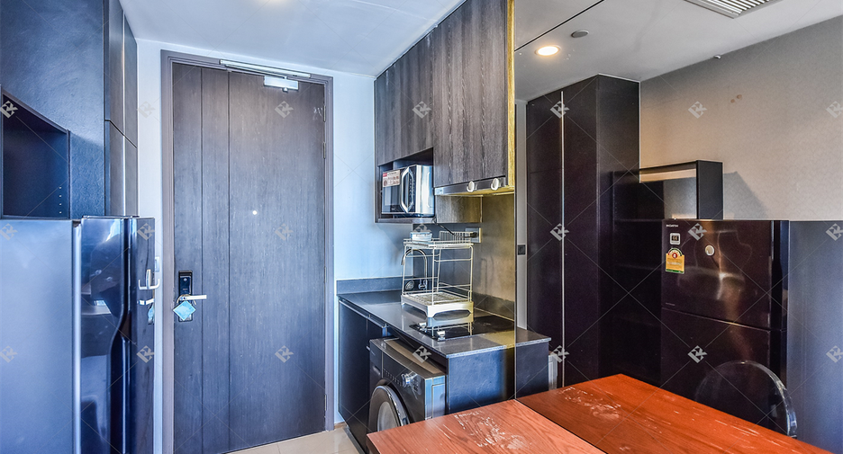 À vendre 1 chambre condo à Bang Rak, Bangkok