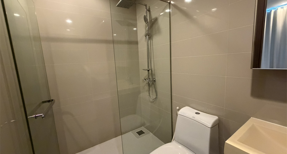 For sale 1 bed condo in Pathum Wan, Bangkok
