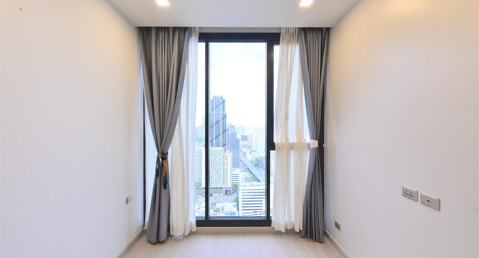 Condo en venta de 2 habitaciones en Huai Khwang, Bangkok