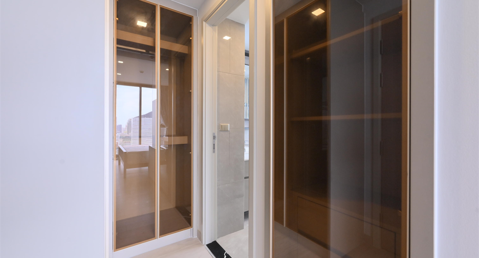Condo en venta de 2 habitaciones en Huai Khwang, Bangkok