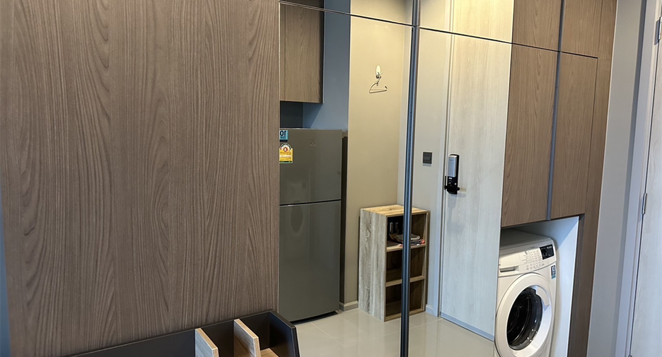 For sale 1 bed condo in Phaya Thai, Bangkok