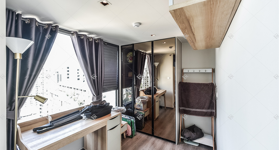 For sale 1 bed condo in Phaya Thai, Bangkok