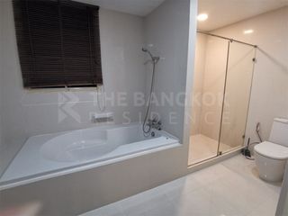 Wohnung zum Kauf mit 2 Zimmer in Huai Khwang, Bangkok