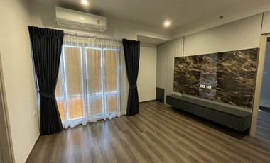 For sale 2 ベッドルーム condo in Huai Khwang, Bangkok