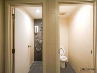 For sale 2 bedrooms condo in Phaya Thai, Bangkok