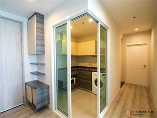 For sale 2 bedrooms condo in Phaya Thai, Bangkok
