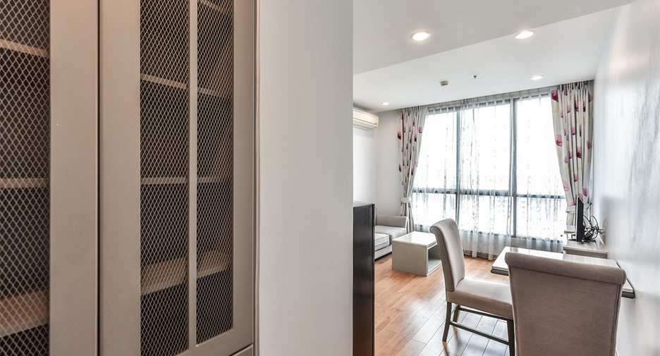 For sale 1 bed condo in Phaya Thai, Bangkok