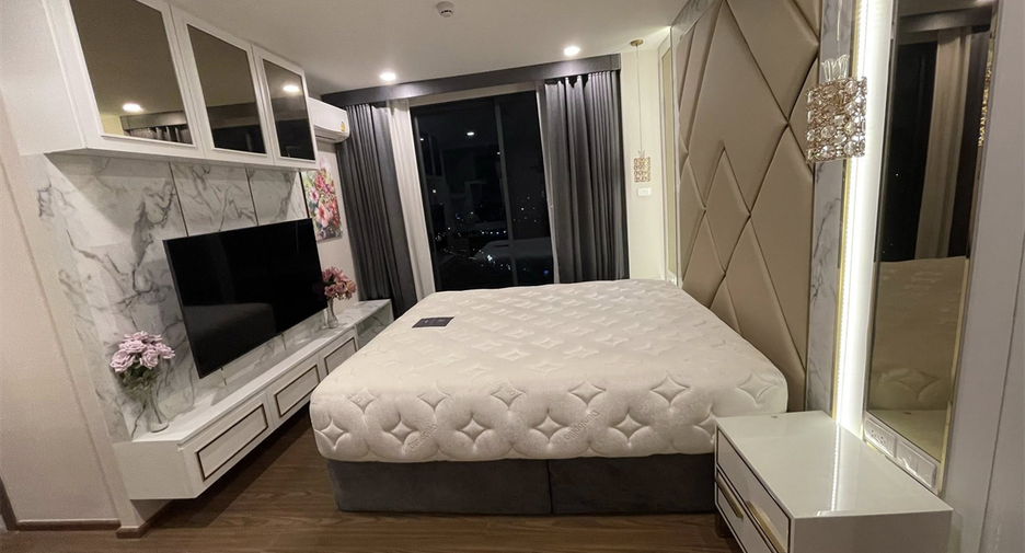 For sale 2 bedrooms condo in Huai Khwang, Bangkok